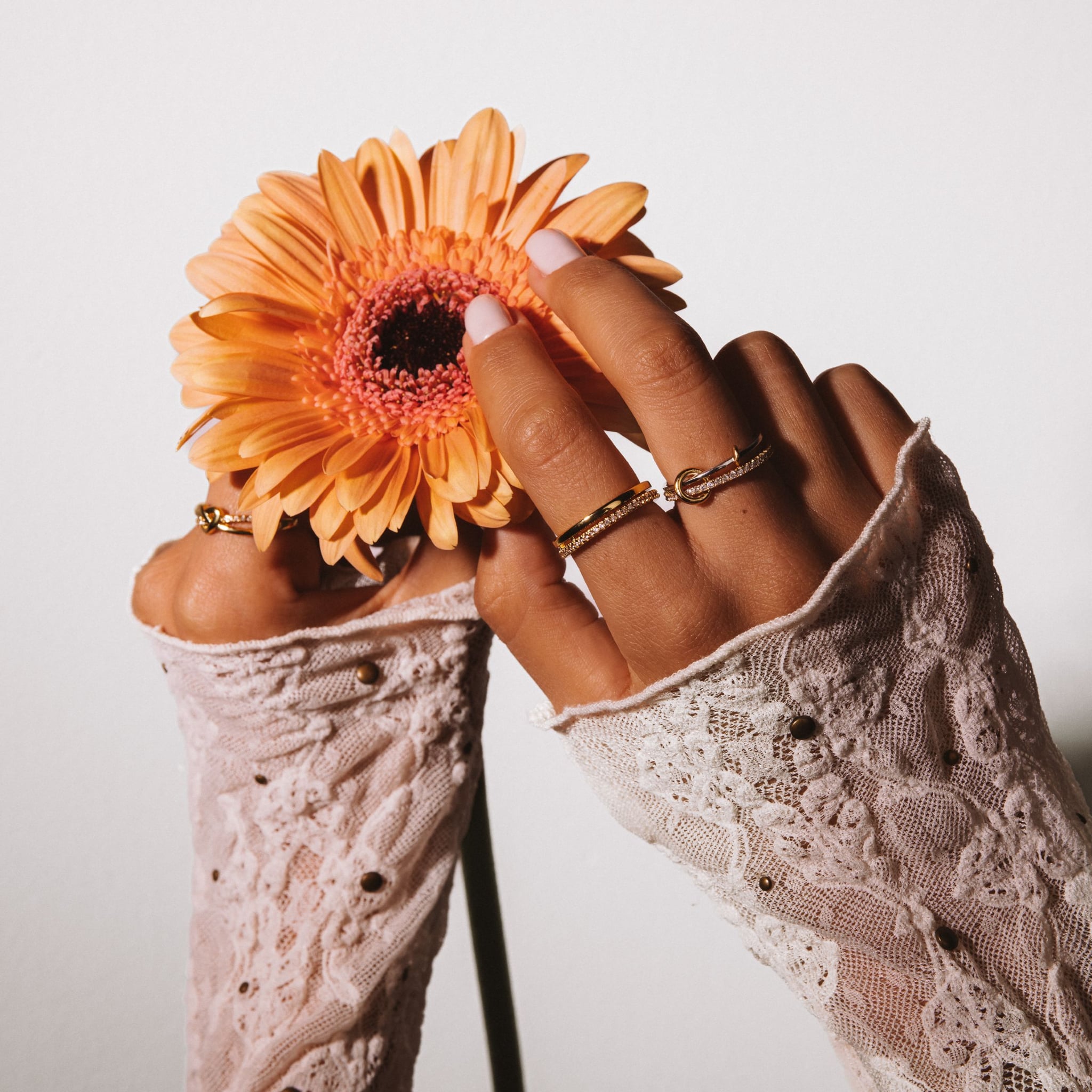 Yellow Lady two-tone linked ring: an 18k gold-plated pavé band and a rhodium-plated band, view 7 of 9